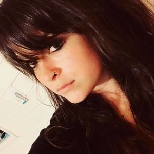 Meet your Posher, Emma